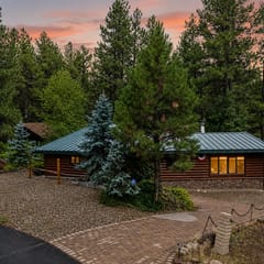 The Blue Spruce Log Cabin