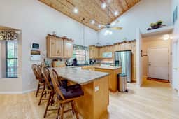 Osprey Cabin