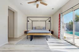 R&R Desert Oasis  - 68546