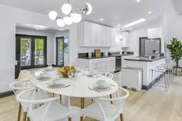 Golden Palms - 68904