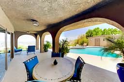 Cliff House - El Paseo Retreat