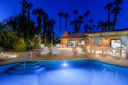 Modern Loma Vista