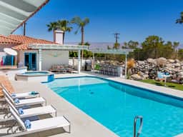 Paradise Splash at Little Tuscany