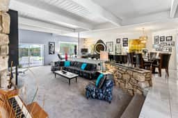 Chi Chi House