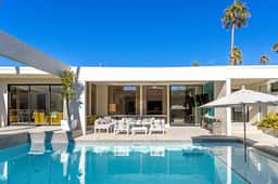 XOXO Palm Springs