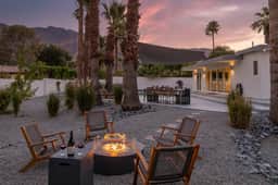 Eleven Palms