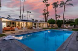10 Palms