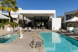 Cody Place Luxe