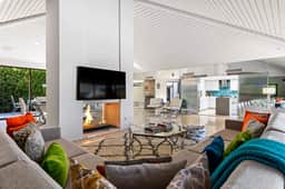 Martini Modern