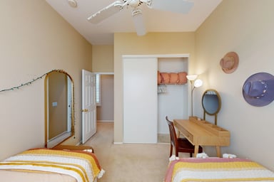 Bedroom_1
