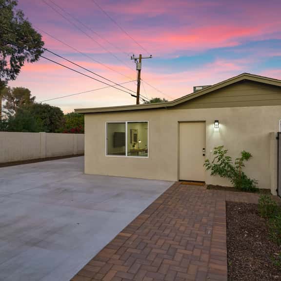 Sol Residence - Image 1
