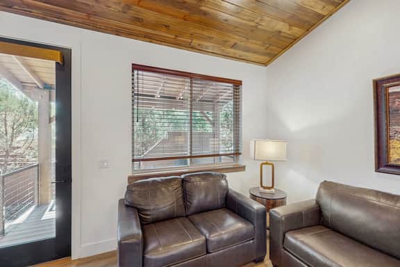 Buffalo Ridge Retreat