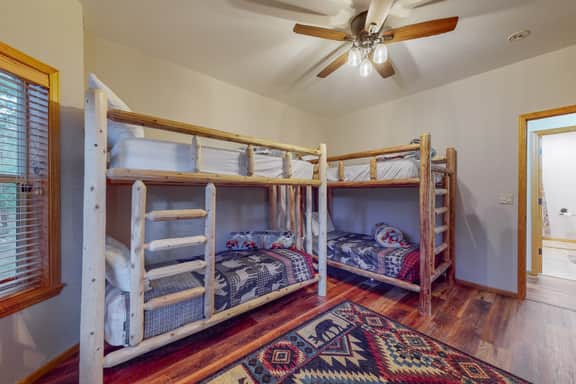 TNT AZ Cabin