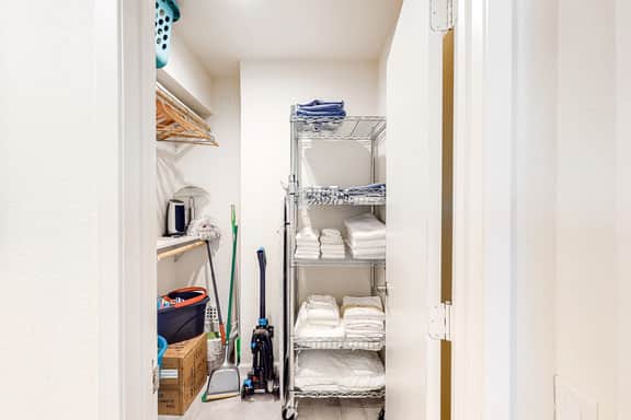 Rolling Knoll Charm | 30-night minimum rental