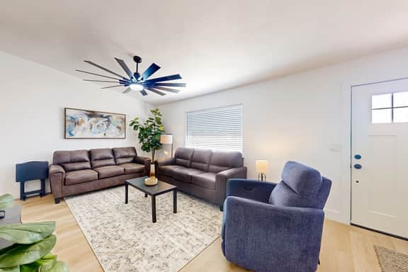Glorious Glendale Getaway