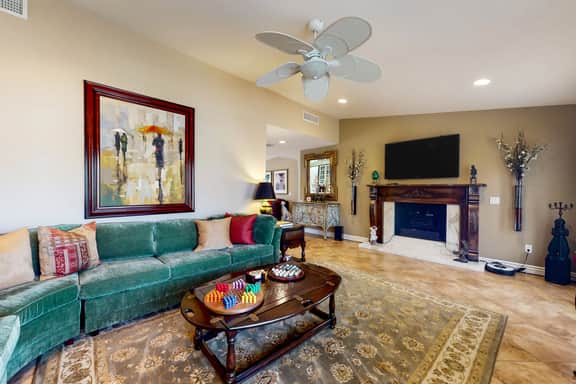 Sunny Dunes Oasis - 32012