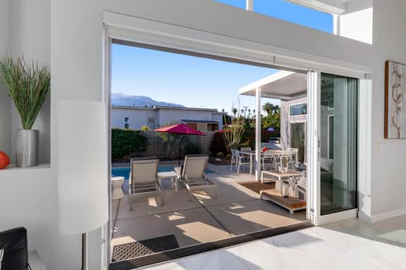 Modern Distinction in South Palm Springs - 3922