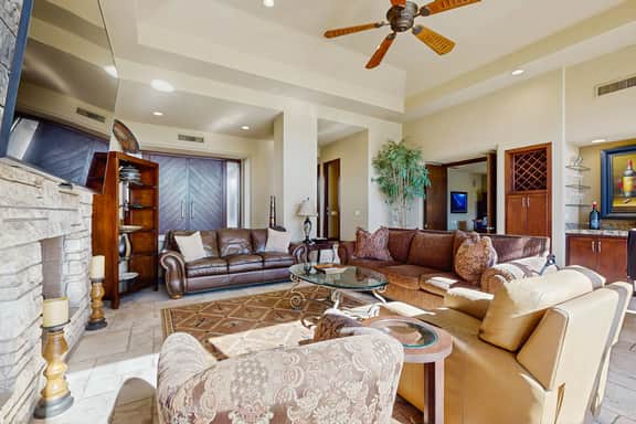 Escape to Luxury at PGA West-067092