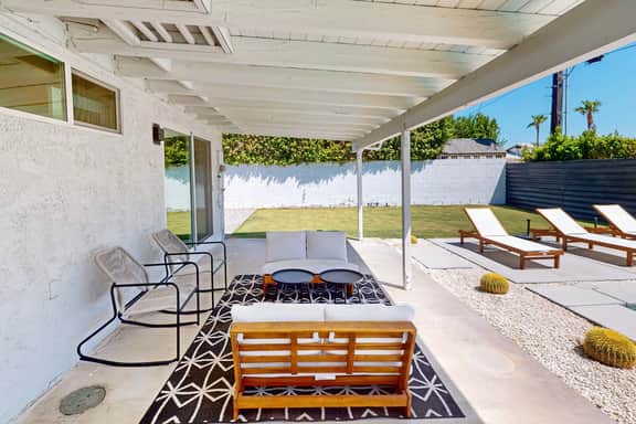 Cactus Cove Retreat - 68510