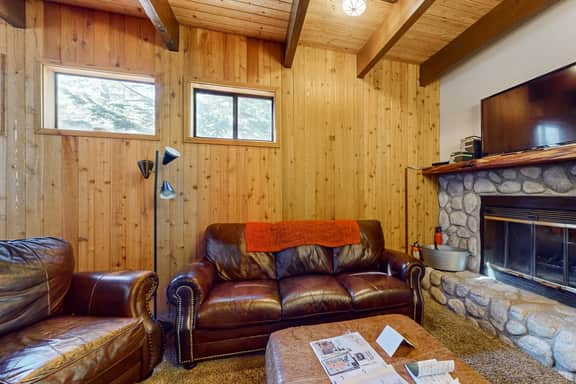 Strawberry Creek Cabin