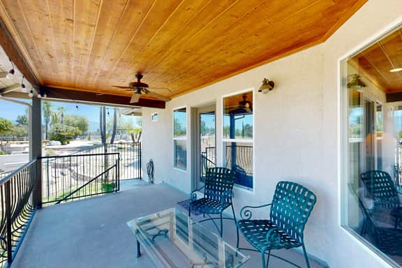 Wine Country Guest House - Vineyard & Mountain Views