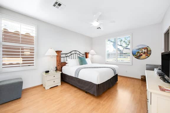 Whitehawk At Palm Desert