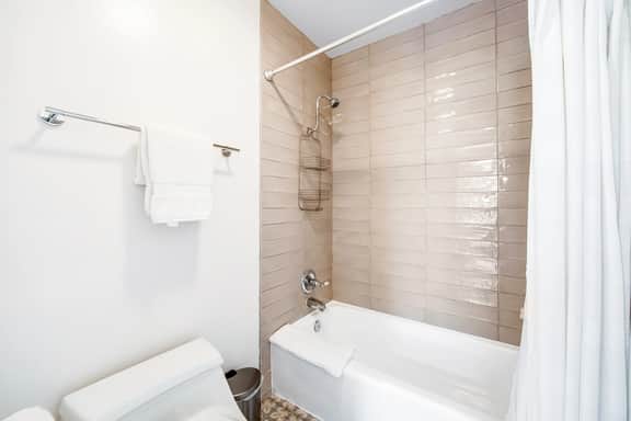 Mountain View Modern Condo - 4340