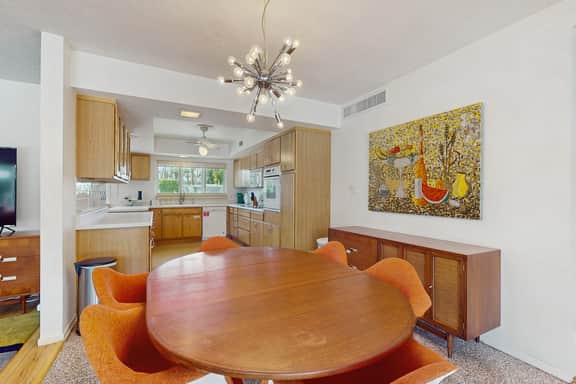 Oscar Mayer House - 1050