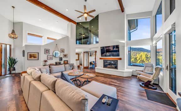 Oak Creek Oasis