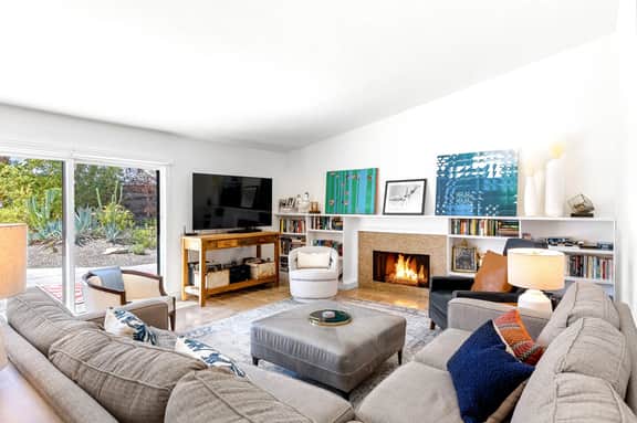 Modern Loma Vista
