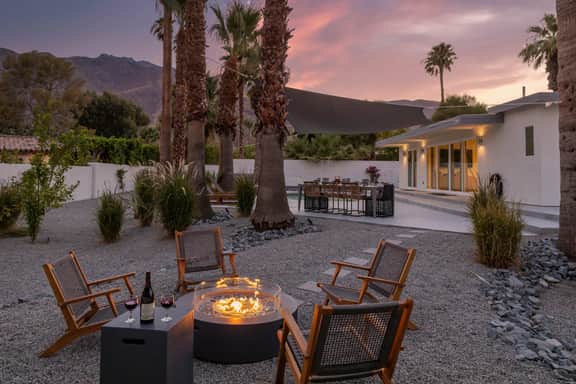 Eleven Palms