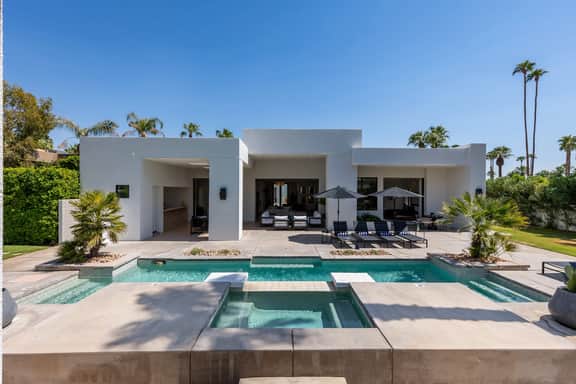 The Elizabeth Modern