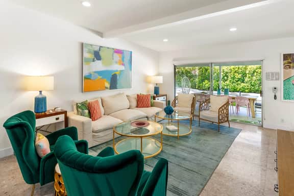 The Modernist Retreat