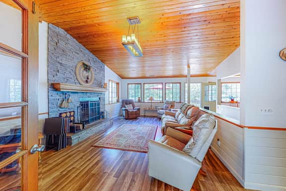 Creekside Cabin