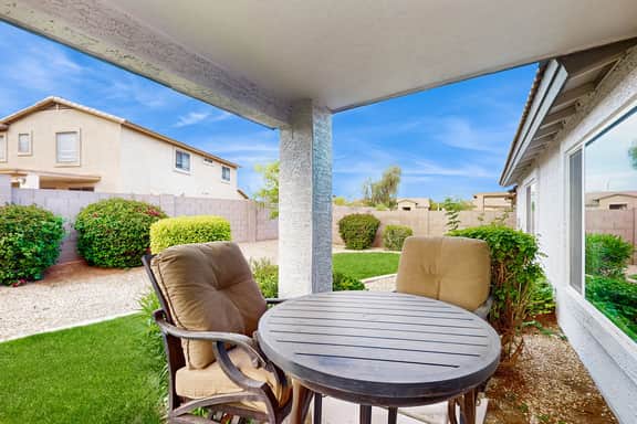 Spacious Relaxing Sanctuary - Image 3