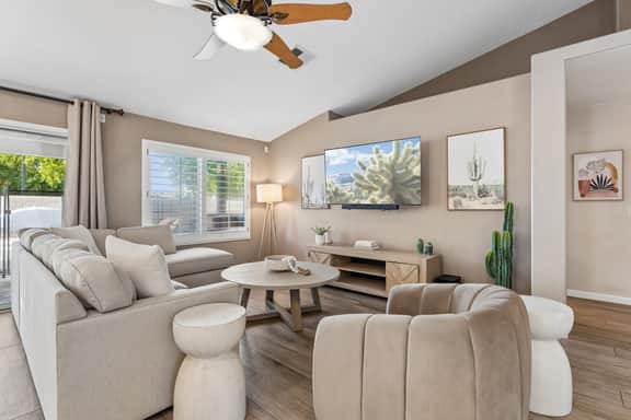 Desert Cactus Hideaway - Image 5
