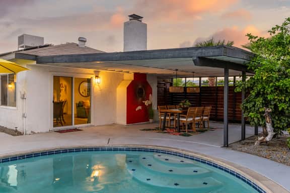 Demuth Desert Retreat - Image 2