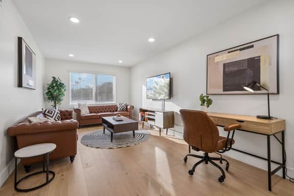 Sol Residence - Image 2