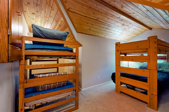 Osprey Cabin