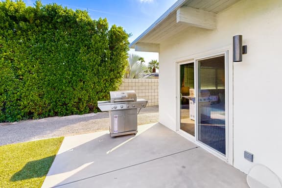 Mid Century Meiselman w/ Private Pool & Spa - 3971