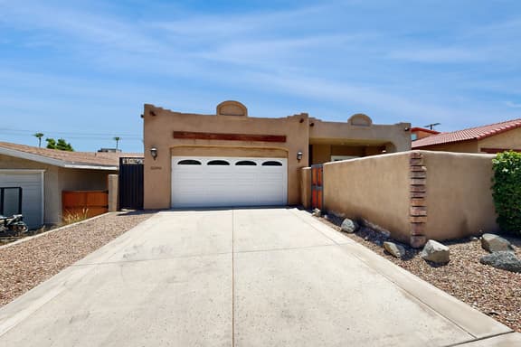 Avenida Alvarado Oasis