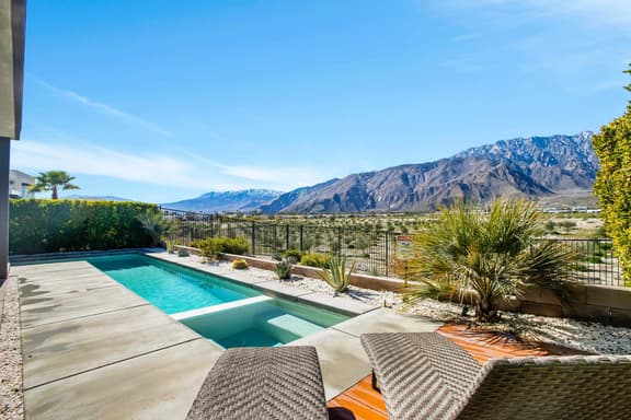 Majestic Mountain View #14866