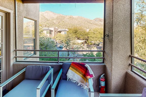 Desert Horizon Haven