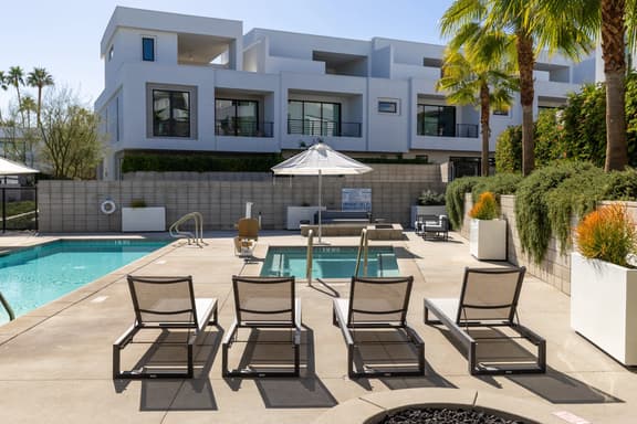 Cody Place Luxe