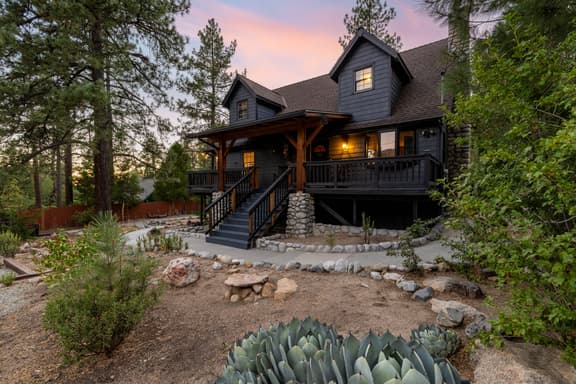 Lundquist House - Image 1
