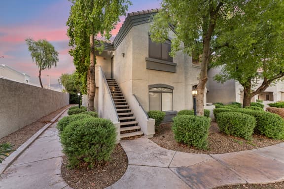 Horizon Hideaway - Image 1