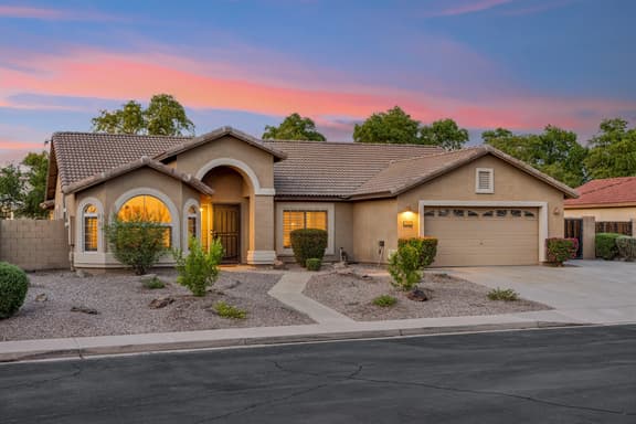 Desert Cactus Hideaway - Image 1